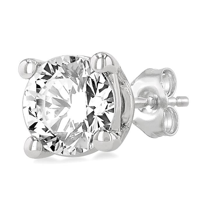 3/4 Ctw Round Cut Diamond Stud Earrings in 14K White Gold