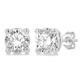 1/2 Ctw Round Cut Diamond Stud Earrings in 14K White Gold