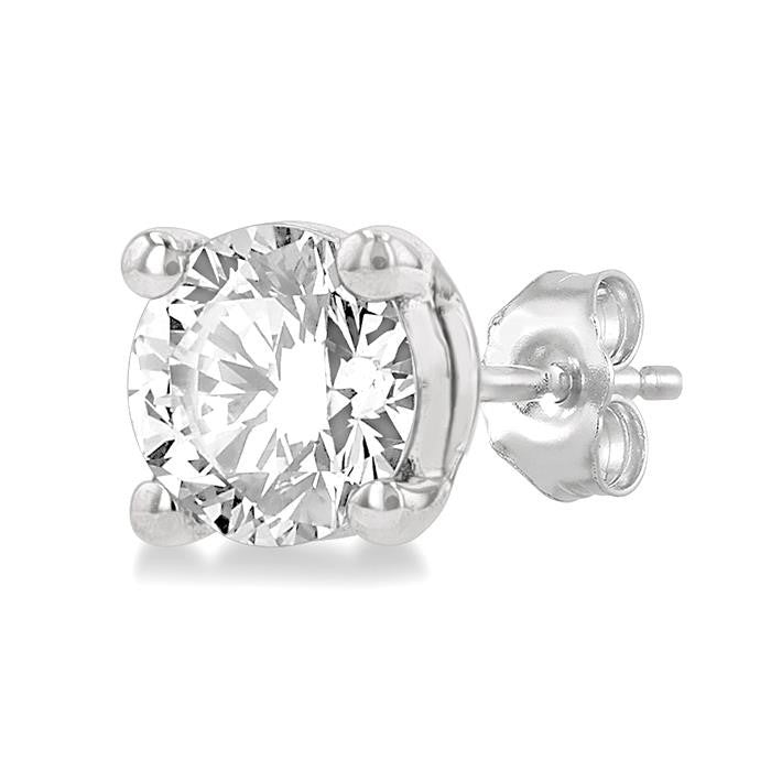 1/2 Ctw Round Cut Diamond Stud Earrings in 14K White Gold