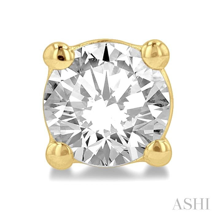 1/2 Ctw Round Cut Diamond Stud Earrings in 14K Yellow Gold