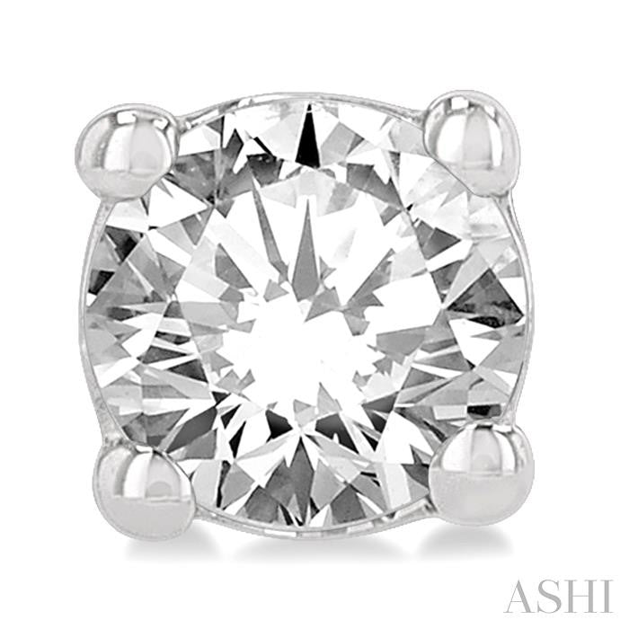 1/5 Ctw Round Cut Diamond Stud Earrings in 14K White Gold