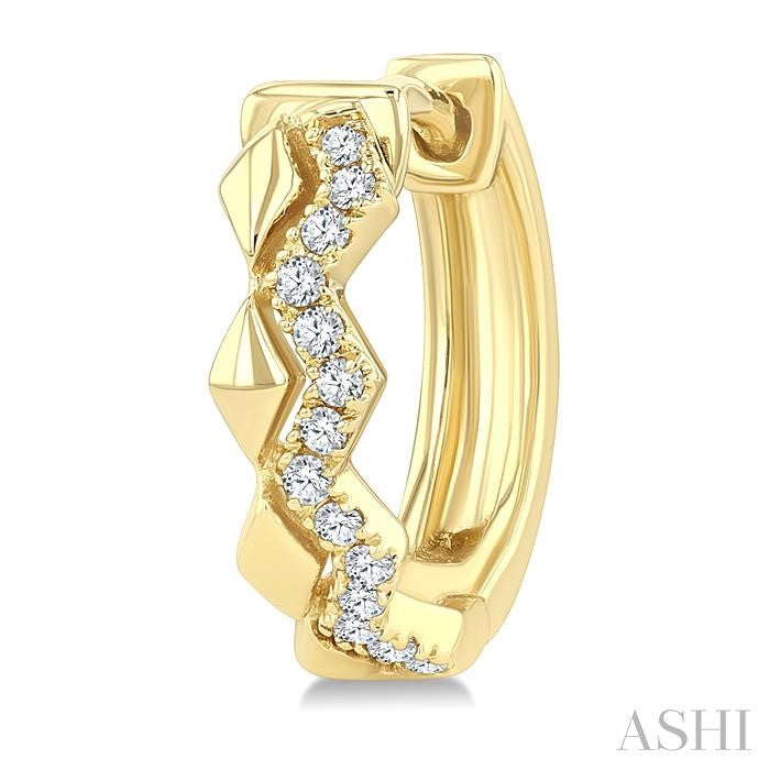 1/10 Ctw Round Cut Diamond Geometric Petite Huggie Earrings in 10K Yellow Gold
