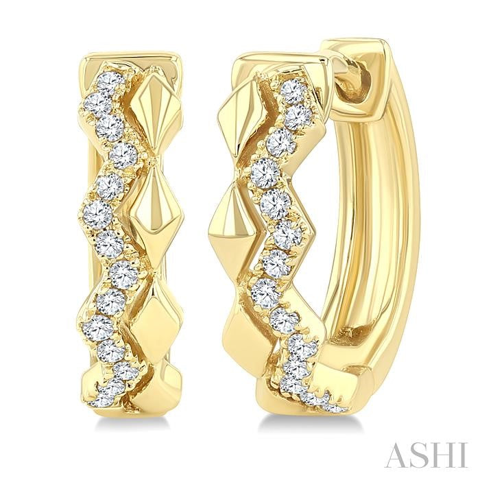 1/10 Ctw Round Cut Diamond Geometric Petite Huggie Earrings in 10K Yellow Gold