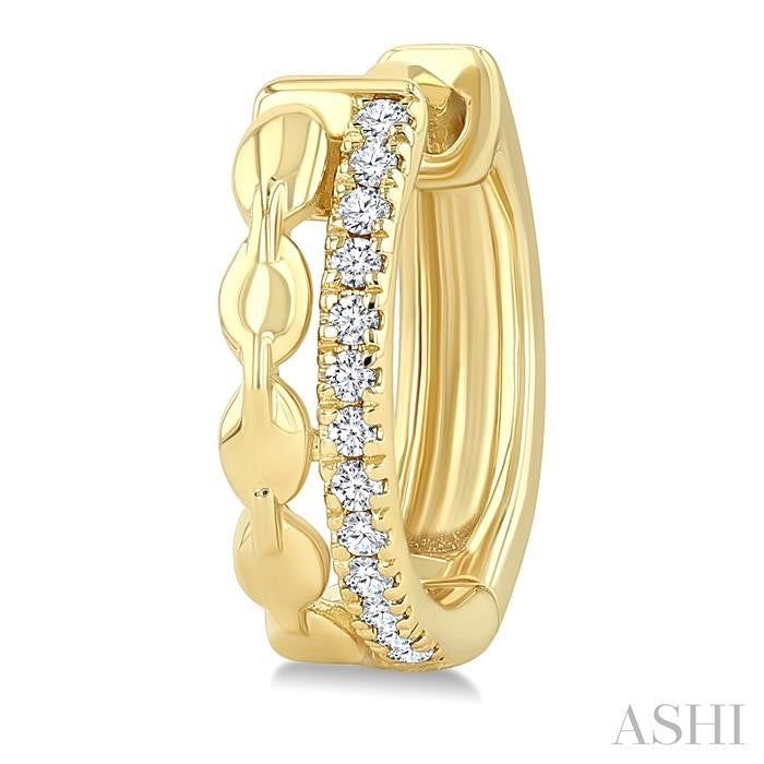 1/10 Ctw Round Cut Diamond Petite Huggie Earrings in 10K Yellow Gold