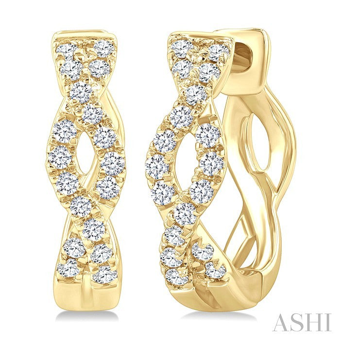 1/6 Ctw Entwined Round Cut Diamond Huggie Petite Earrings in 10K Yellow Gold