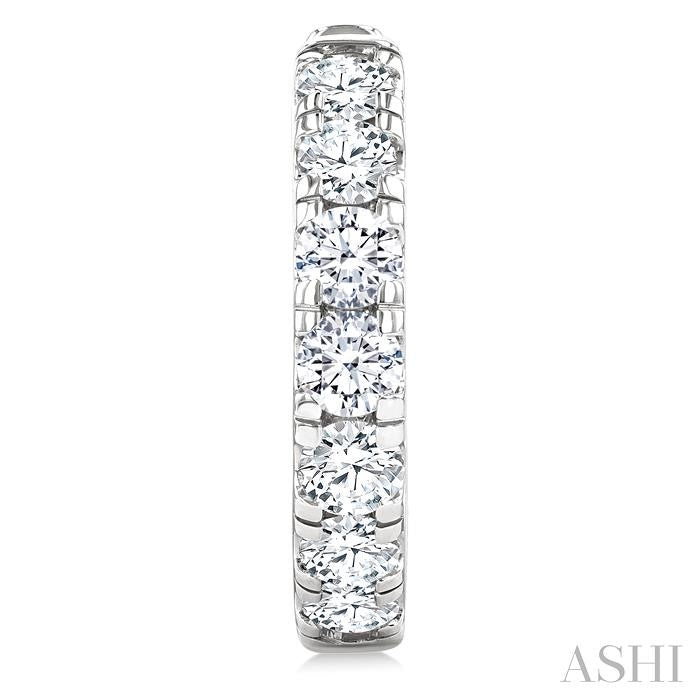2 Ctw Round Cut Diamond Hoop Earrings in 14K White Gold
