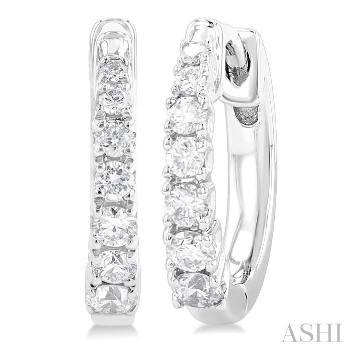 1/4 Ctw Graduated Round Cut Diamond Fashion Huggie Petites in 10K White Gold