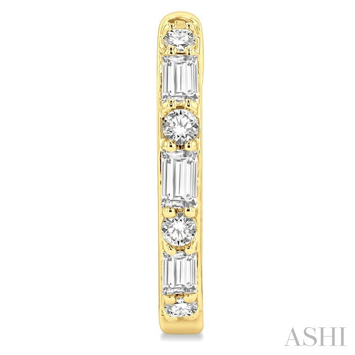 1/4 Ctw Petite Baguette and Round Cut Diamond Fashion Huggies in 10K Yellow Gold