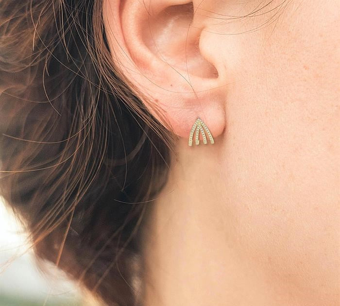 1/3 Ctw Petite Claw Round Cut Diamond Fashion Stud Earrings in 10K Yellow Gold