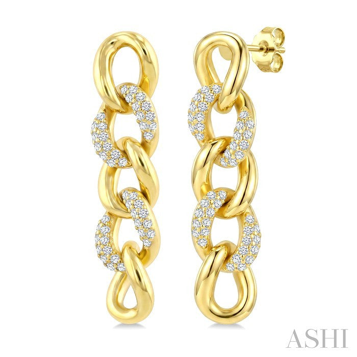 1/4 Ctw Round Cut Diamond Curb Link Earrings in 14K Yellow Gold