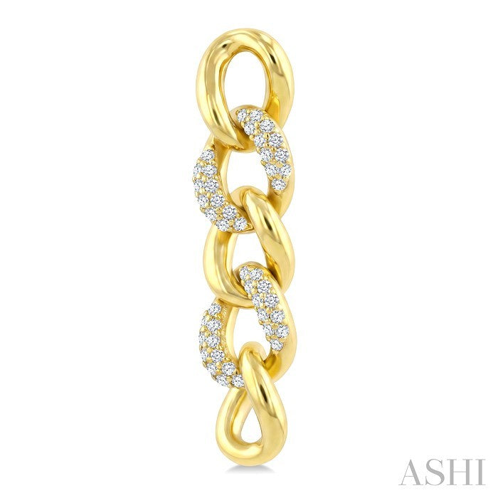 1/4 Ctw Round Cut Diamond Curb Link Earrings in 14K Yellow Gold