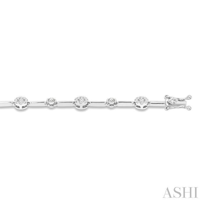 1 Ctw Shine Bright Round Cut Diamond Bar Bracelet in 14K White Gold