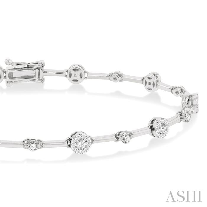1 Ctw Shine Bright Round Cut Diamond Bar Bracelet in 14K White Gold