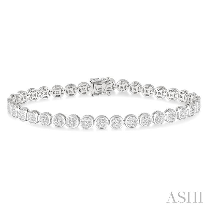 3 Ctw Lovebright Round Cut Diamond Bracelet in 14K White Gold
