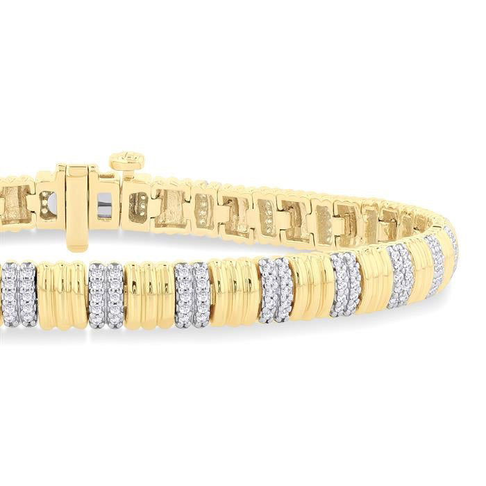 Ribbed Diamond Fashion Bracelet
