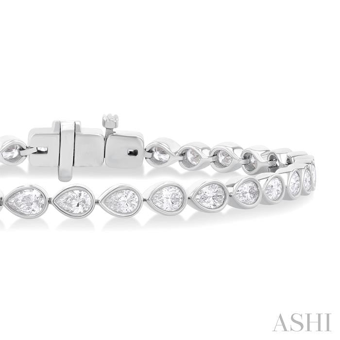 Elysian Harbor Meadow Pear Shape East West Bezel Set Diamond Tennis Bracelet