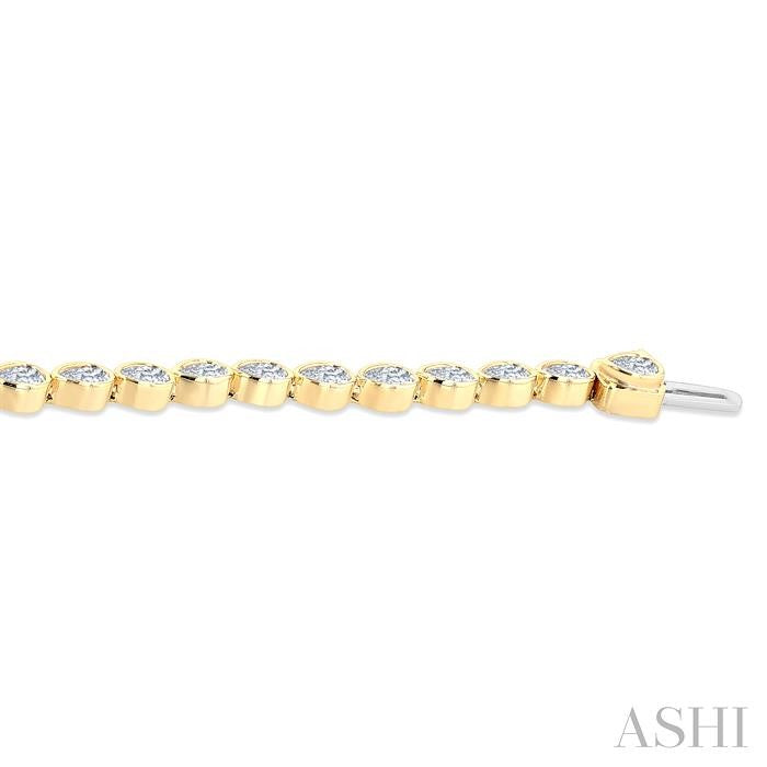 Calla Noble Aura Pear Shape East West Bezel Set Diamond Tennis Bracelet