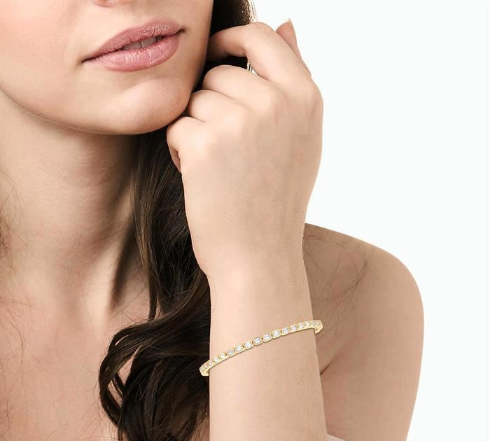 4 1/3 Ctw East-West Bezel Set Emerald Cut Diamond Tennis Bracelet in 14K Yellow Gold