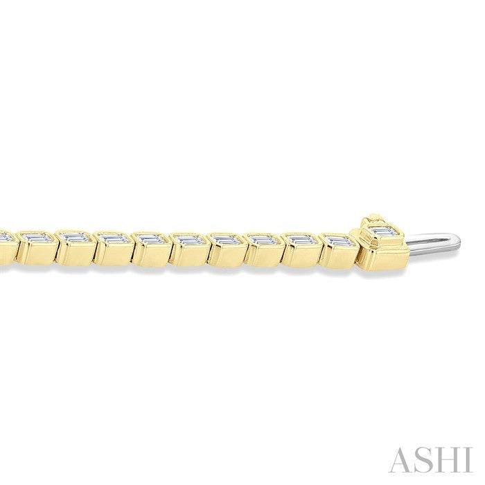 4 1/3 Ctw East-West Bezel Set Emerald Cut Diamond Tennis Bracelet in 14K Yellow Gold