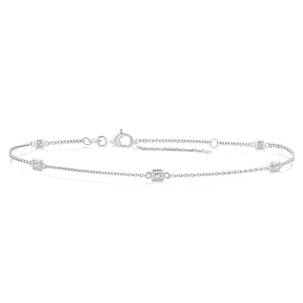 1/4 Ctw Princess Cut Diamond Station Bracelet in 14K White Gold