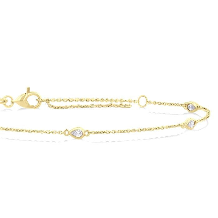 1/4 Ctw Pear Cut Diamond Station Bracelet in 14K Yellow Gold