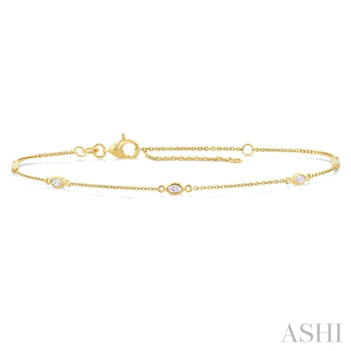 1/4 Ctw Marquise Cut Diamond Station Bracelet in 14K Yellow Gold