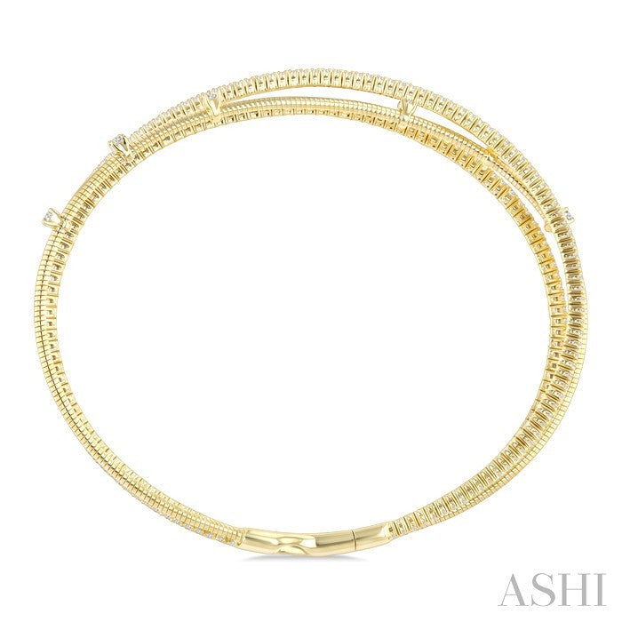 2 Ctw Triple Row Round Cut Diamond Flex Bangle in 14K Yellow Gold