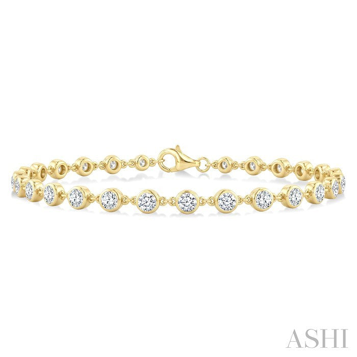 2 Ctw Bezel Set Round Cut Diamond Station Bracelet in 14K Yellow Gold