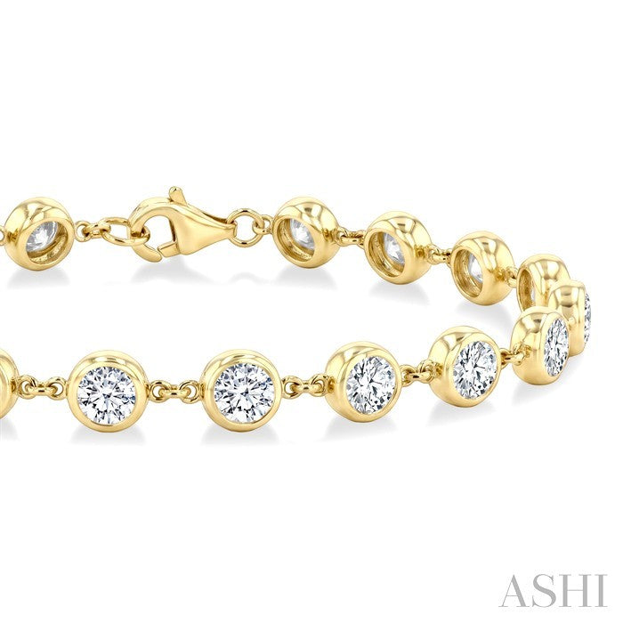 5 Ctw Bezel Set Round Cut Diamond Station Bracelet in 14K Yellow Gold