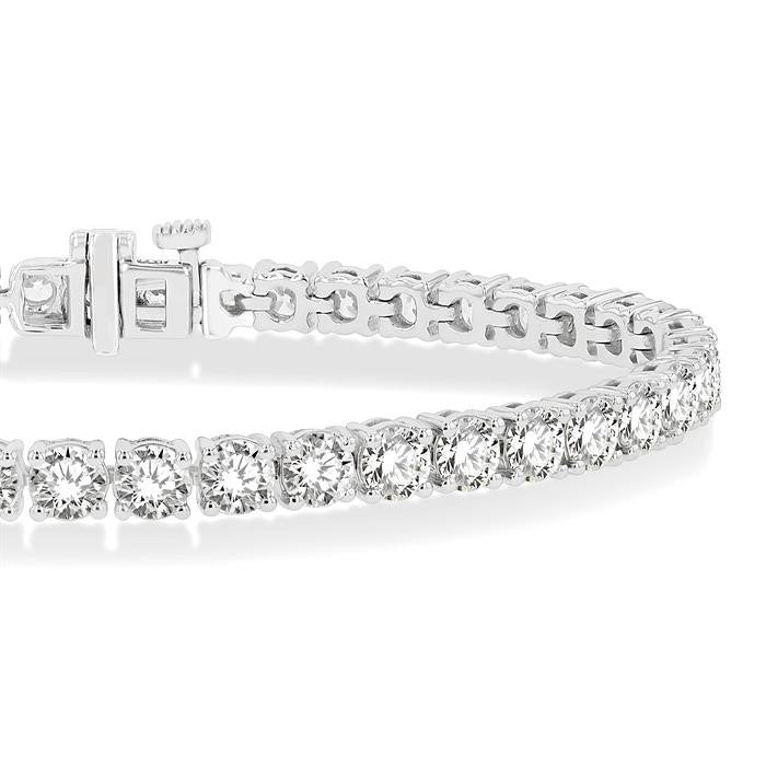 10 Ctw Round Cut Diamond Tennis Bracelet in 14K White Gold