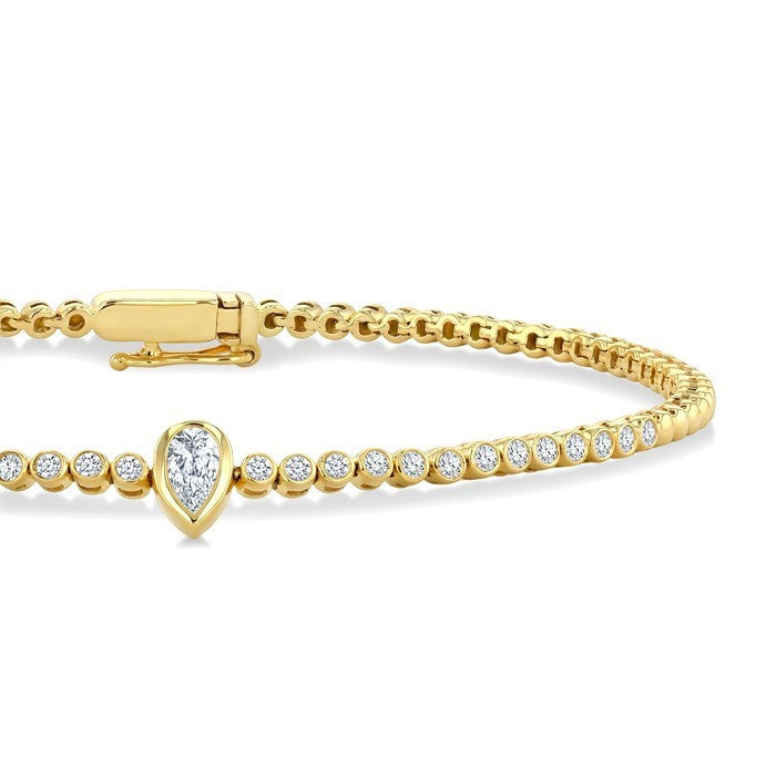 1/2 Ctw Bezel Set Pear Cut Diamond Luna Bezel Fashion Bracelet in 14K Yellow Gold