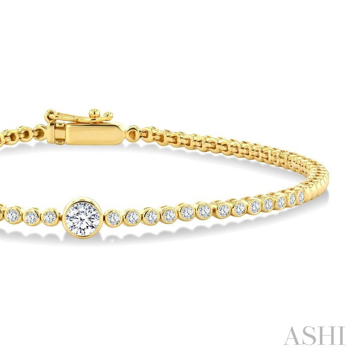 1/2 Ctw Bezel Set Round Cut Diamond Luna Bezel Fashion Bracelet in 14K Yellow Gold