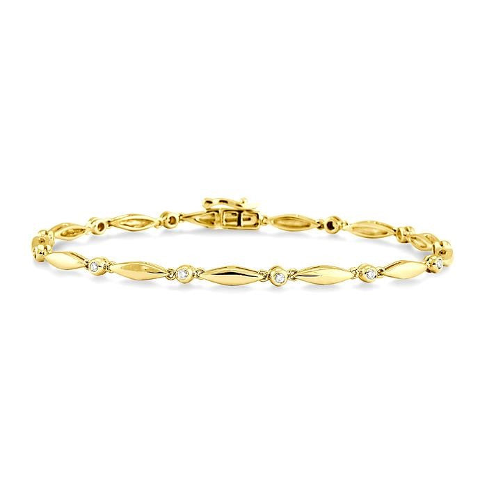 1/4 Ctw Boat Shape Round Cut Diamond Bracelet in 10K Yellow Gold