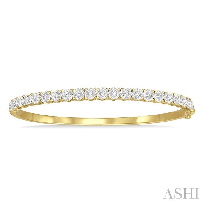 1 1/2 Ctw Circular Shine Bright Round Cut Diamond Bangle in 14K Yellow and White Gold