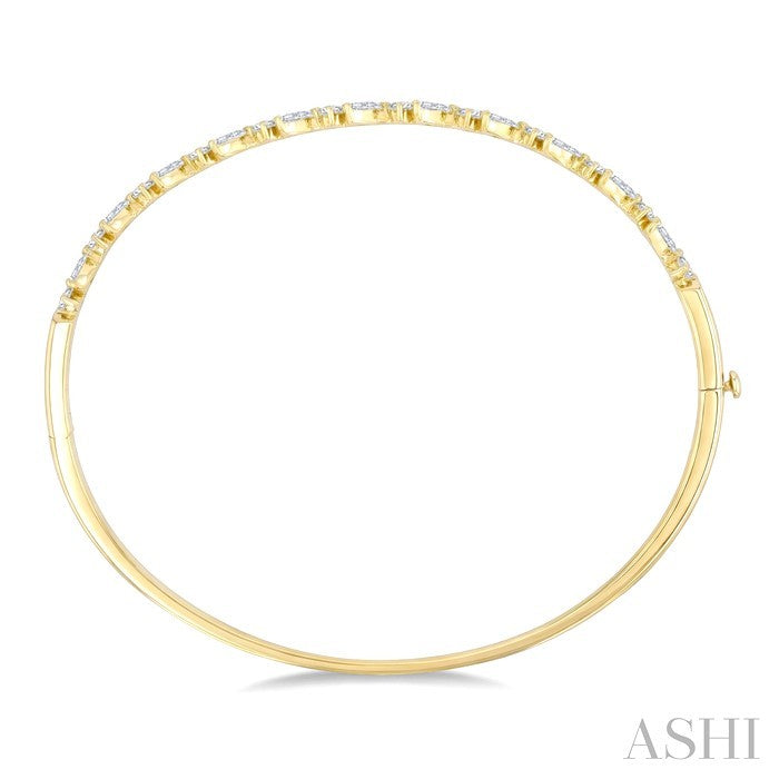 1 1/3 Ctw Marquise and Round Cut Diamond Stackable Bangle in 14K Yellow Gold