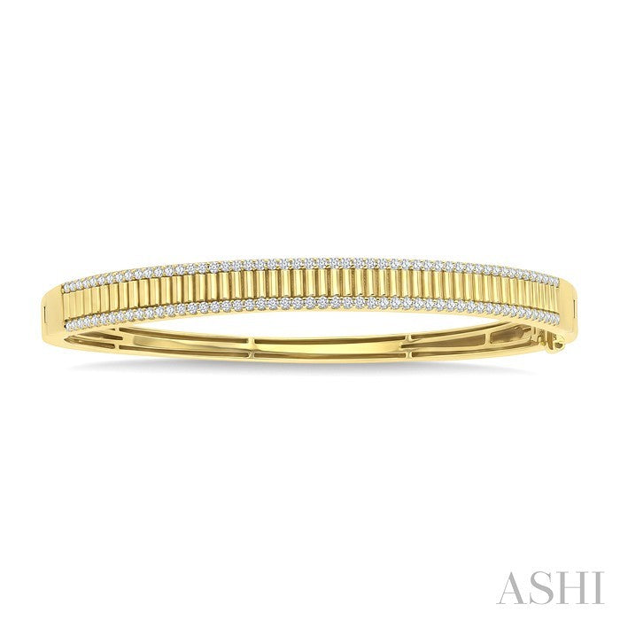 1 Ctw Round Cut Diamond Pirouette Fashion Bangle in 14K Yellow Gold