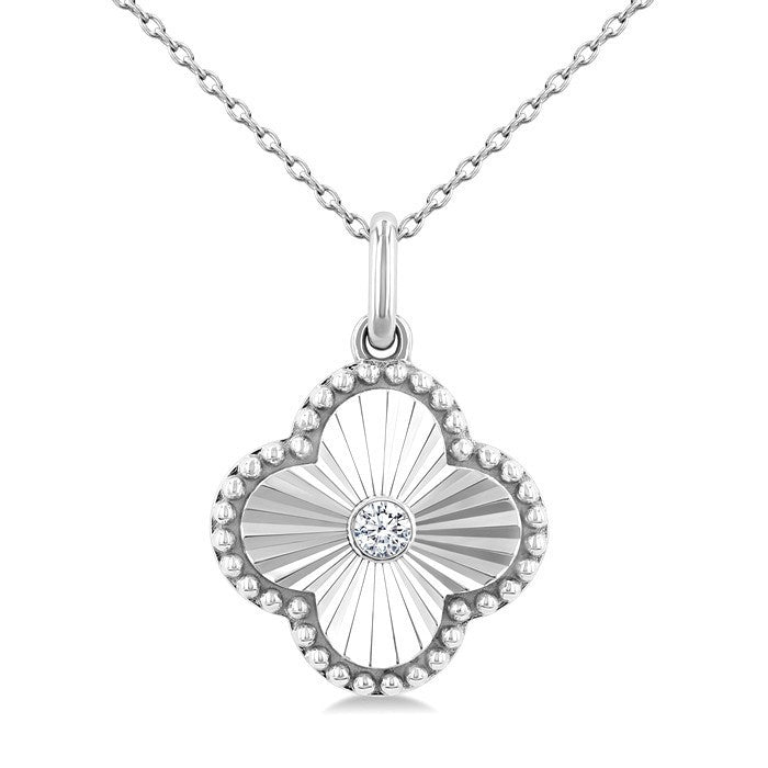 1/20 Ctw Clover Fluted Medallion Round Cut Diamond Pirouette Pendant With Chain in Sterling Silver