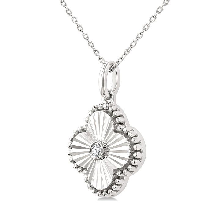 1/20 Ctw Clover Fluted Medallion Round Cut Diamond Pirouette Pendant With Chain in Sterling Silver