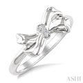 1/50 Ctw Round Cut Diamond Bow Fashion Ring in Sterling Silver