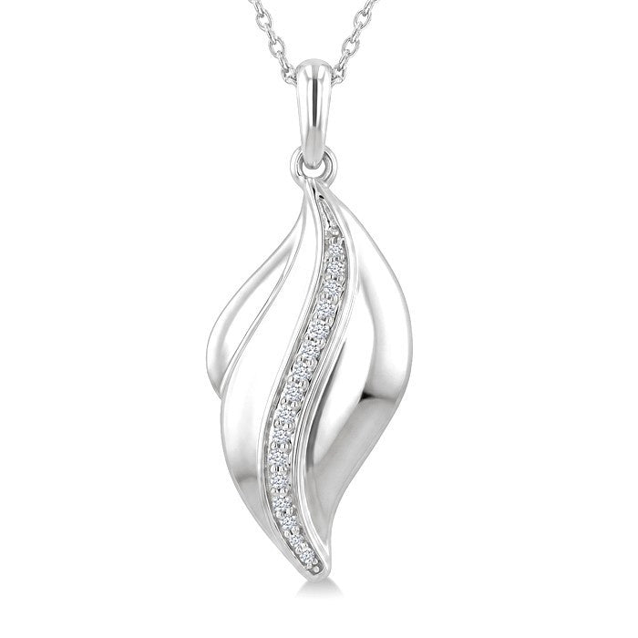 1/10 Ctw Round Cut Diamond Twisted Pendant With Chain in Sterling Silver