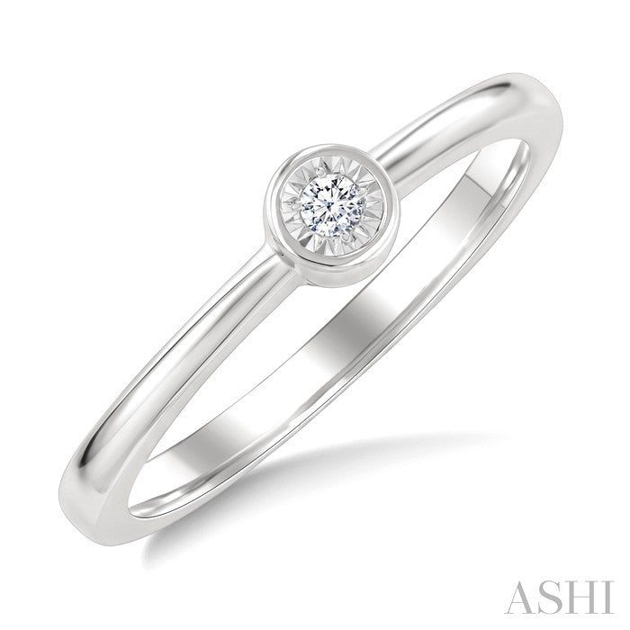1/50 Ctw Bezel Set Round Cut Diamond Fashion Ring in Sterling Silver