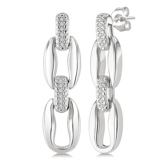 1/10 Ctw Round Cut Diamond Oval Shape D-Link Bold Fashion Earrings in Sterling Silver