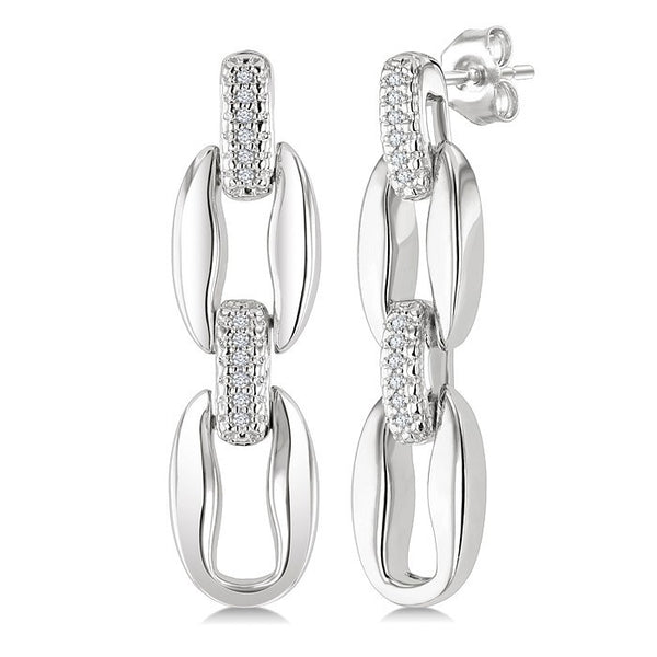 1/10 Ctw Round Cut Diamond Oval Shape D-Link Bold Fashion Earrings in Sterling Silver