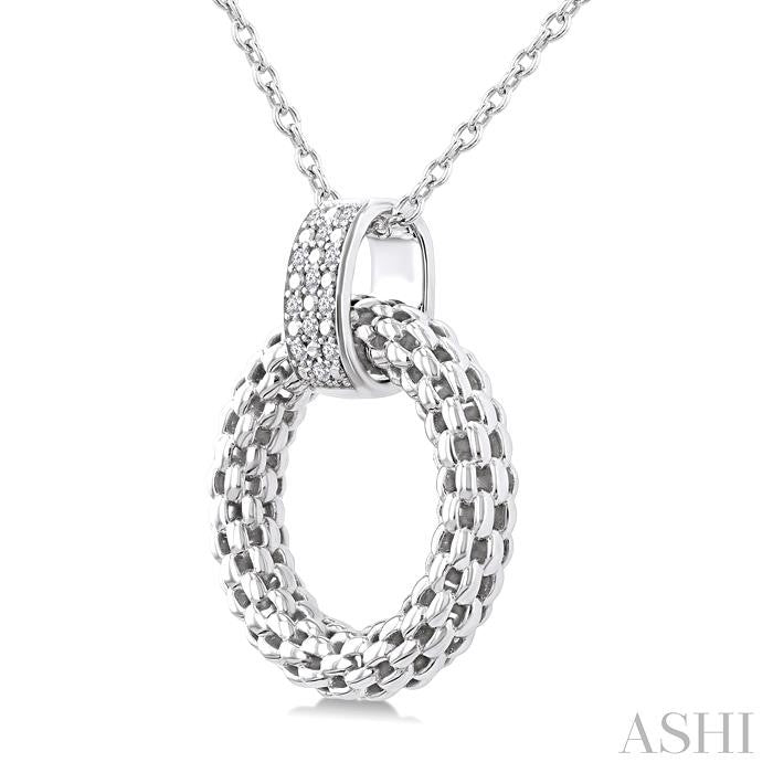 1/8 Ctw Cable Chain Inspired Bold Weave Circle Round Cut Diamond Pendant With Chain in Sterling Silver