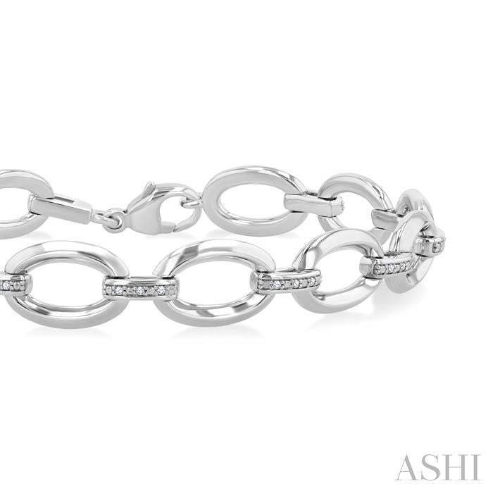 1/10 Ctw Oval Shape D-Link Round Cut Diamond Bracelet in Sterling Silver
