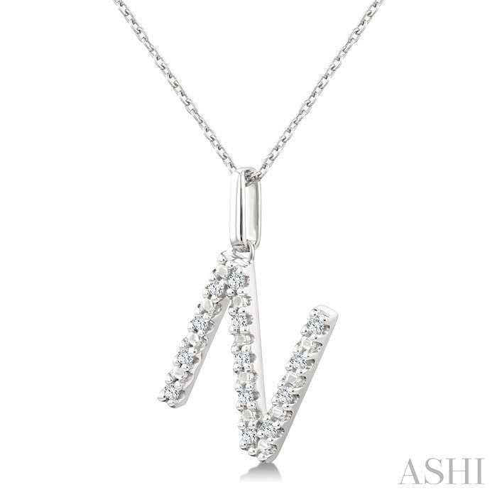 1/10 Ctw Initial 'N' Round Cut Diamond Fashion Pendant With Chain in Sterling Silver