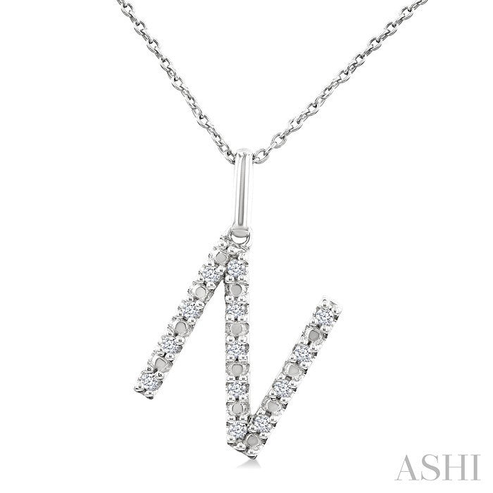 1/10 Ctw Initial 'N' Round Cut Diamond Fashion Pendant With Chain in Sterling Silver