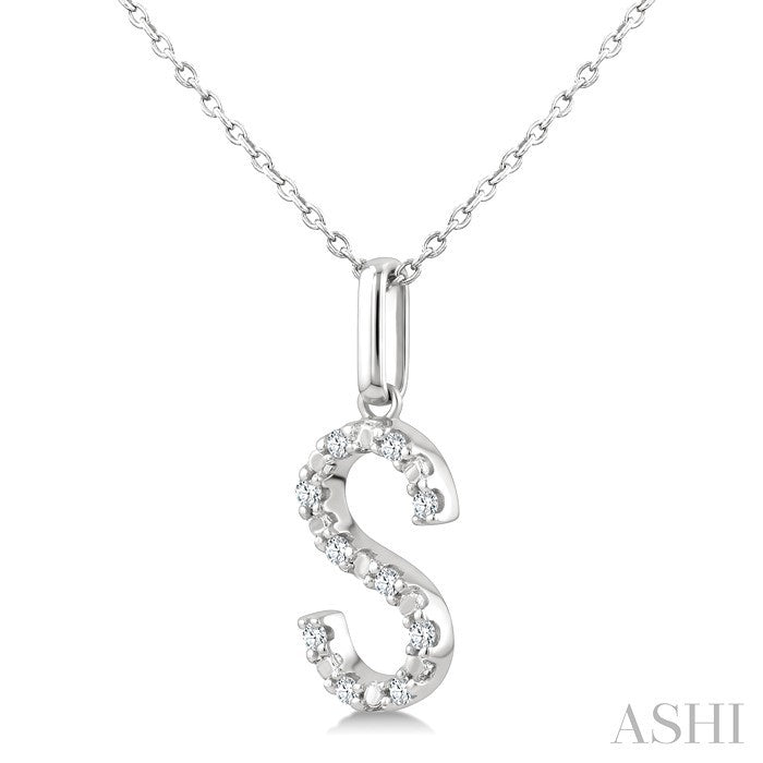 1/20 Ctw Initial 'S' Round Cut Diamond Fashion Pendant With Chain in Sterling Silver