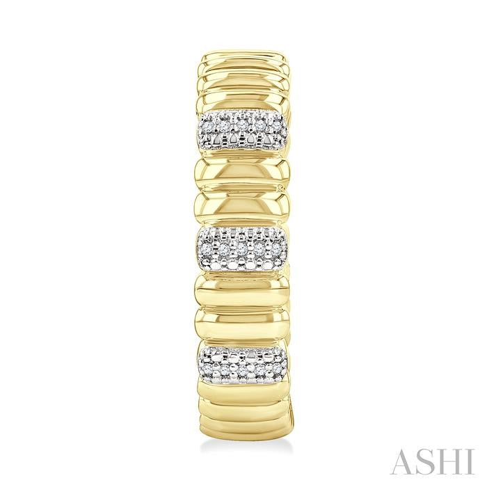 1/10 Ctw Bold Ribbed Round Cut Diamond Pirouette Fashion Hoop Earrings in Yellow Gold Vermeil