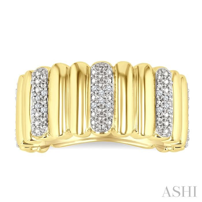 1/10 Ctw Bold Ribbed Round Cut Diamond Pirouette Fashion Wide Band in Yellow Gold Vermeil